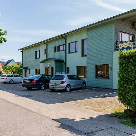 Apartment Tulbi *